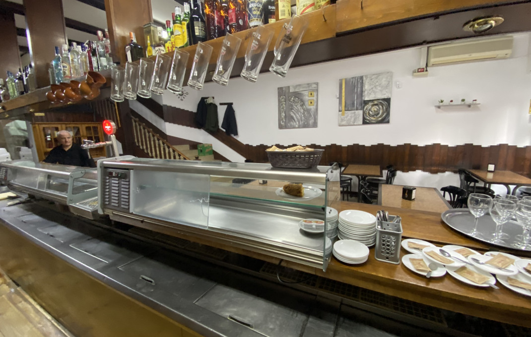 Venta - Restaurante -
Barcelona - Eixample Derecho