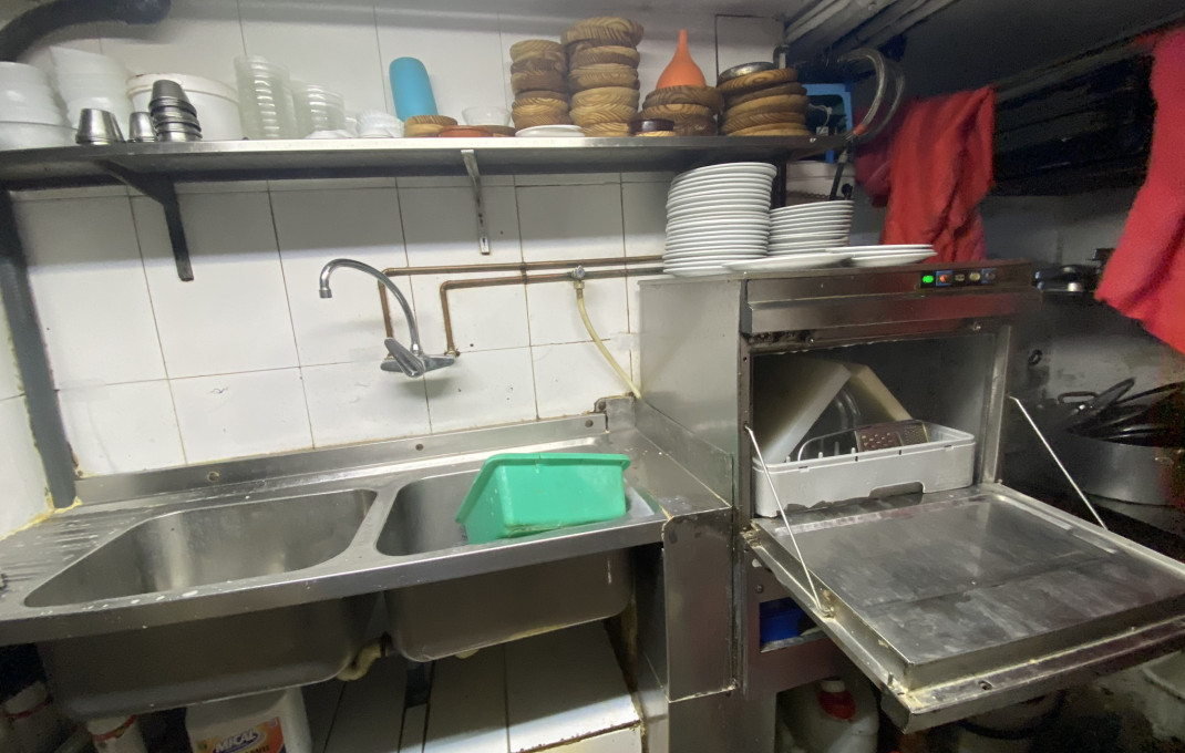 Venta - Restaurante -
Barcelona - Eixample Derecho