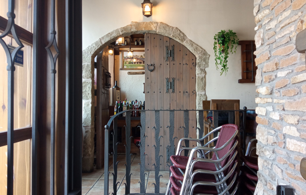 Revente - Restaurant -
Rubí