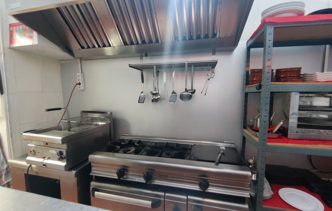 Traspaso - Restaurante -
Barcelona - Clot