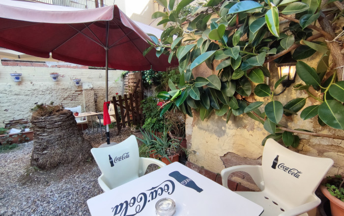 Traspaso - Restaurante -
Barcelona - Clot