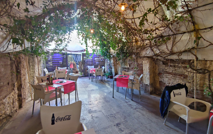 Traspaso - Restaurante -
Barcelona - Clot