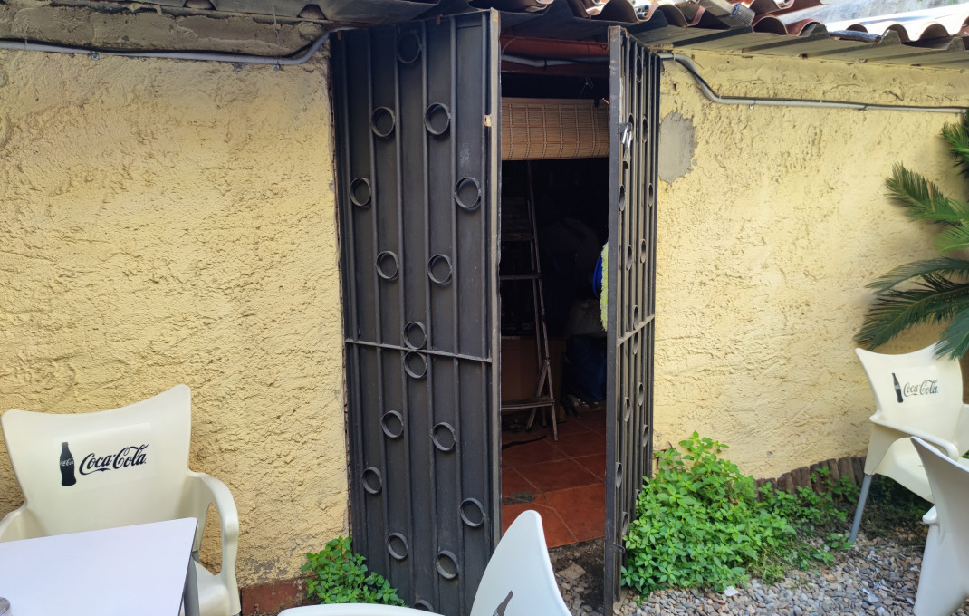 Traspaso - Restaurante -
Barcelona - Clot