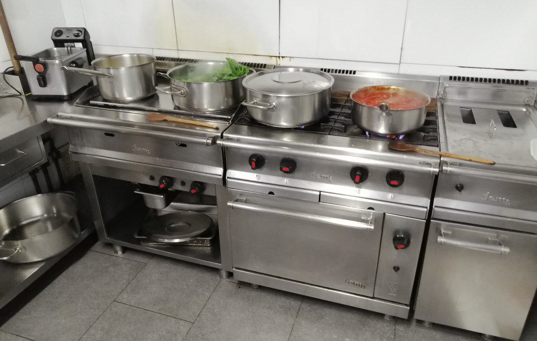 Traspaso - Restaurante -
Barcelona - Eixample Derecho