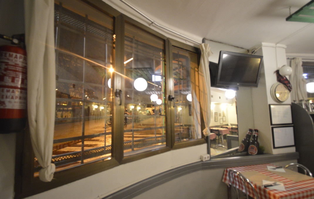 Traspaso - Restaurante -
Barcelona - Les corts