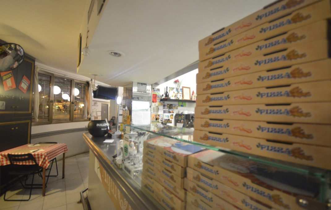 Traspaso - Restaurante -
Barcelona - Les corts