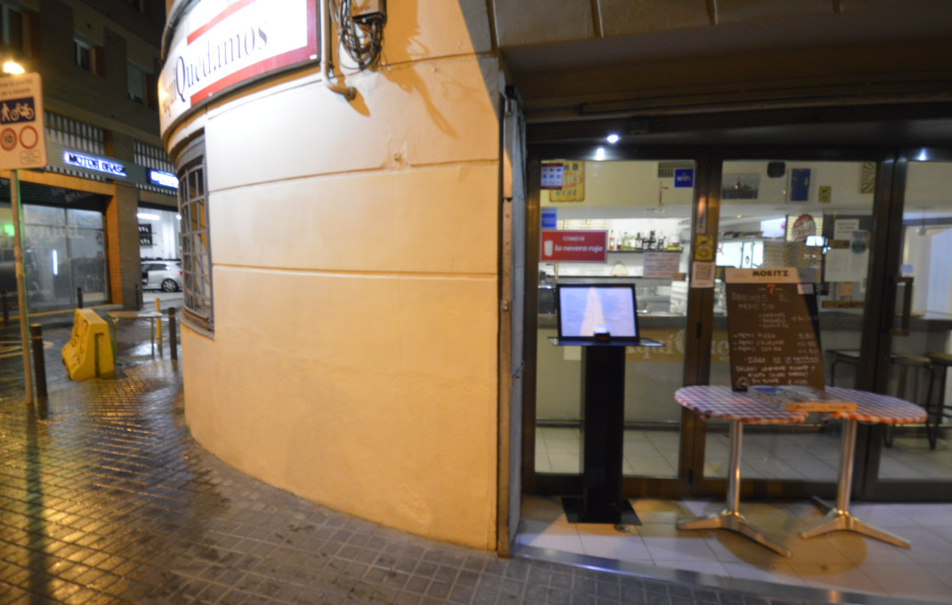 Traspaso - Restaurante -
Barcelona - Les corts