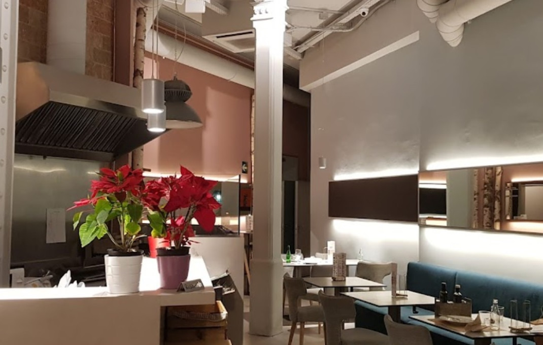 Transfert - Bar Restaurante -
Barcelona - Eixample Derecho