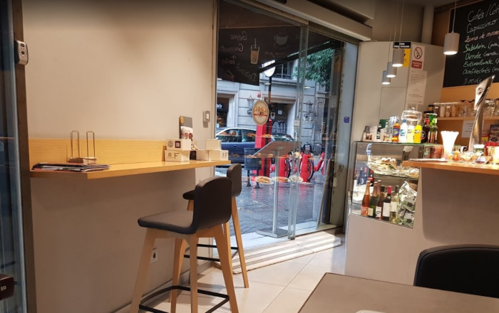 Transfert - Bar Restaurante -
Barcelona - Eixample Derecho