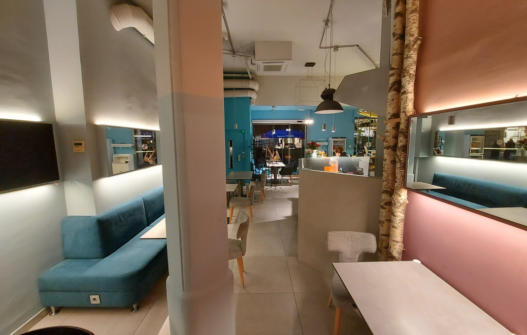 Transfert - Bar Restaurante -
Barcelona - Eixample Derecho