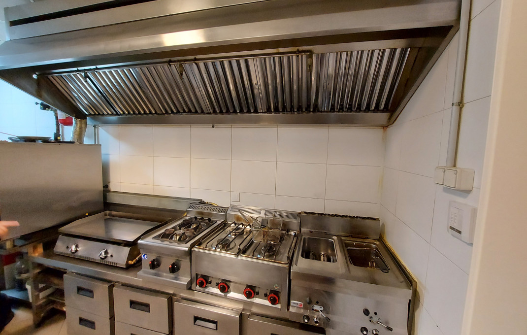 Transfert - Bar Restaurante -
Barcelona - Eixample Derecho