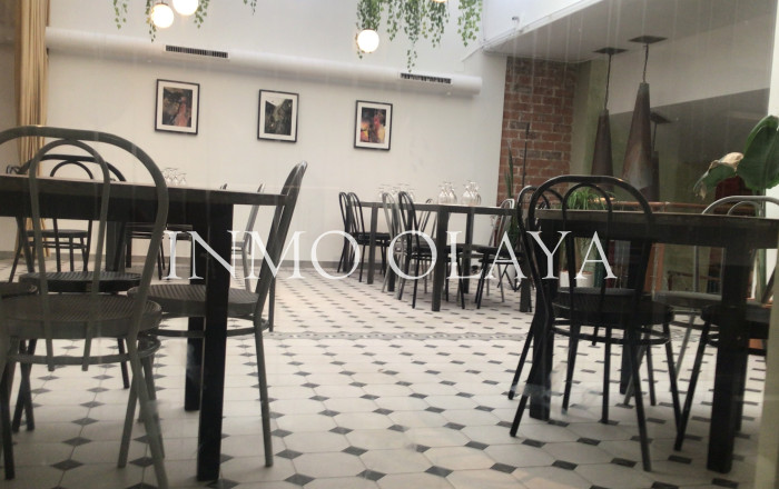 Transfert - Restaurant -
Barcelona - Eixample Derecho