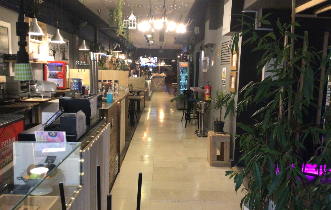 Transfert - Restaurant -
Barcelona