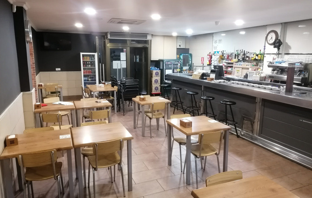 Transfert - Restaurant -
Barcelona - Sant Adriá Del Besos