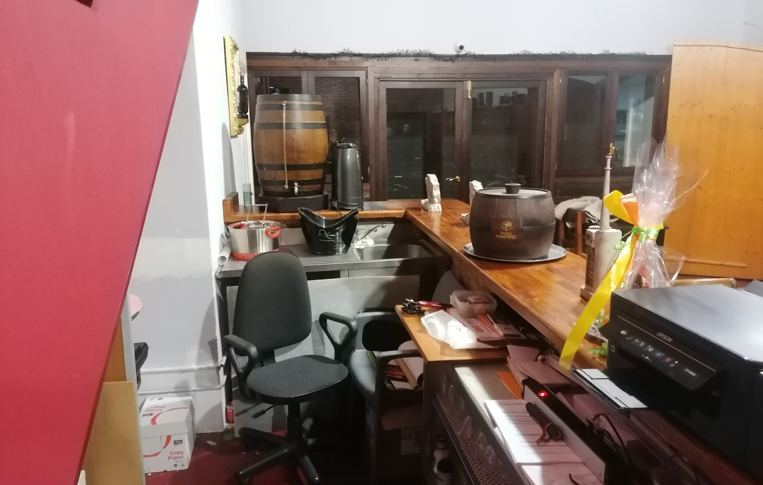 Transfert - Restaurant -
Barcelona - Sant Adriá Del Besos