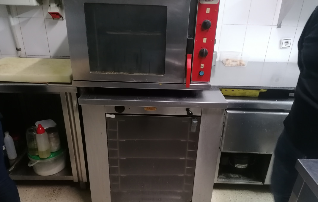 Transfert - Restaurant -
Barcelona - Sant Adriá Del Besos