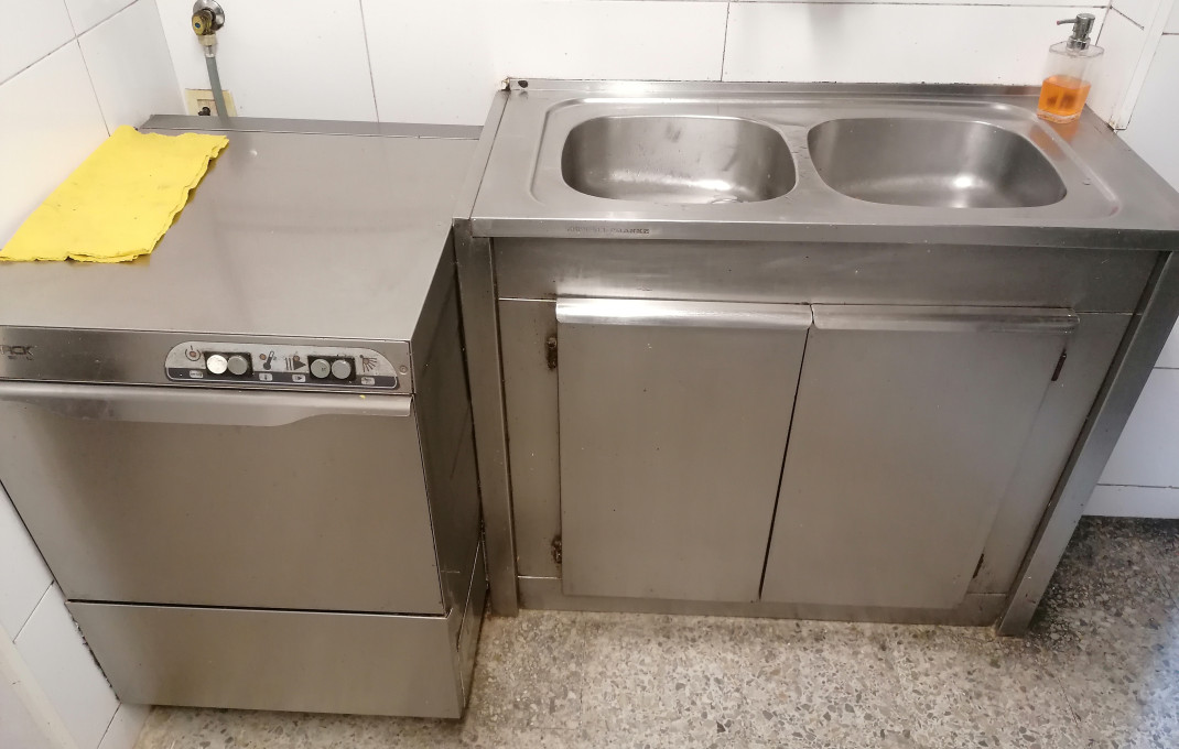 Traspaso - Restaurante -
Barcelona - Gràcia