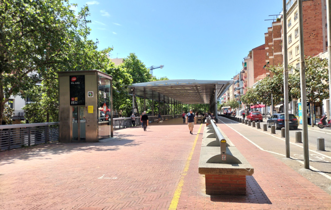 Transfert - Bar Restaurante -
Barcelona - Nou Barris