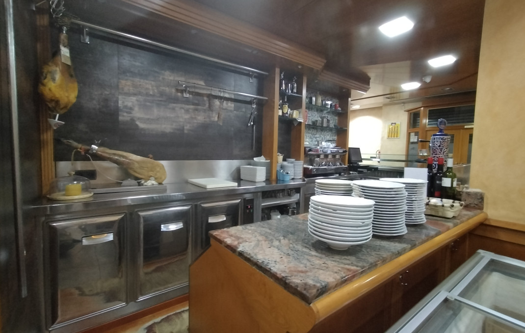 Traspaso - Bar Restaurante -
Sant Andreu de la Barca