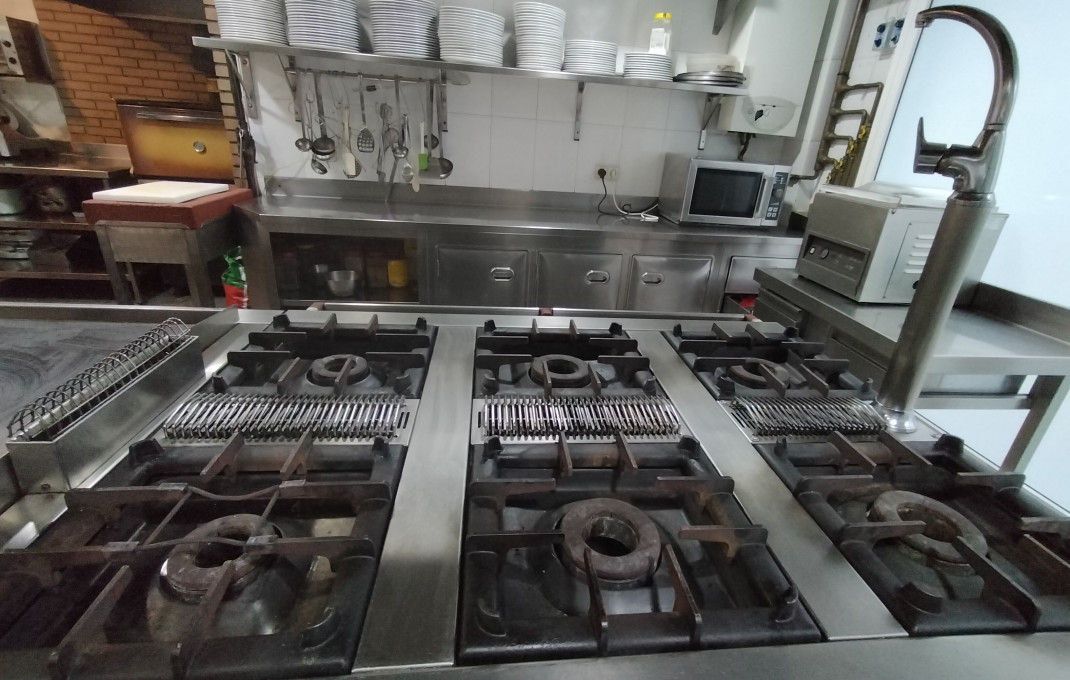 Traspaso - Bar Restaurante -
Sant Andreu de la Barca