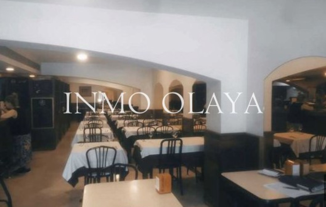 Transfer - Bar Restaurante -
Barcelona - Sarria-Sant Gervasi