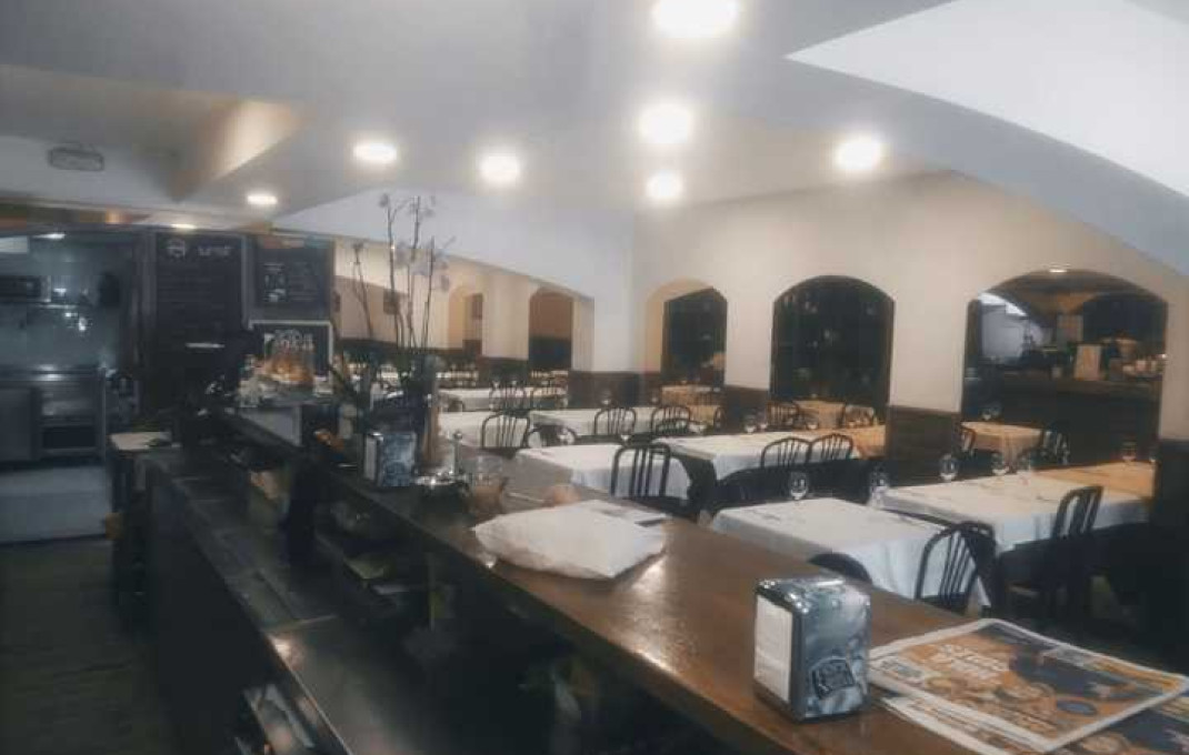 Transfer - Bar Restaurante -
Barcelona - Sarria-Sant Gervasi