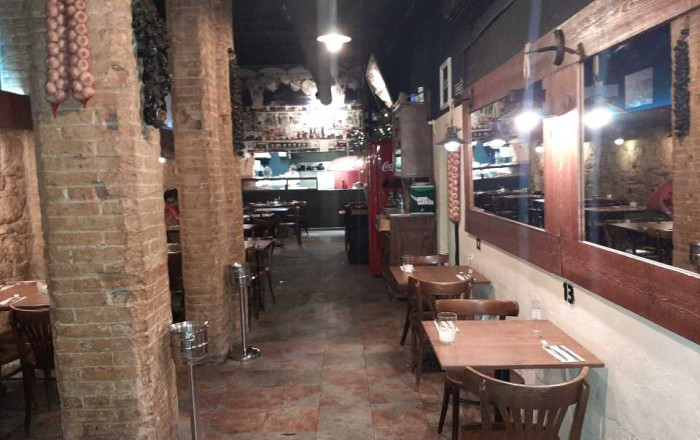 Traspaso - Restaurante -
Barcelona - Eixample Derecho
