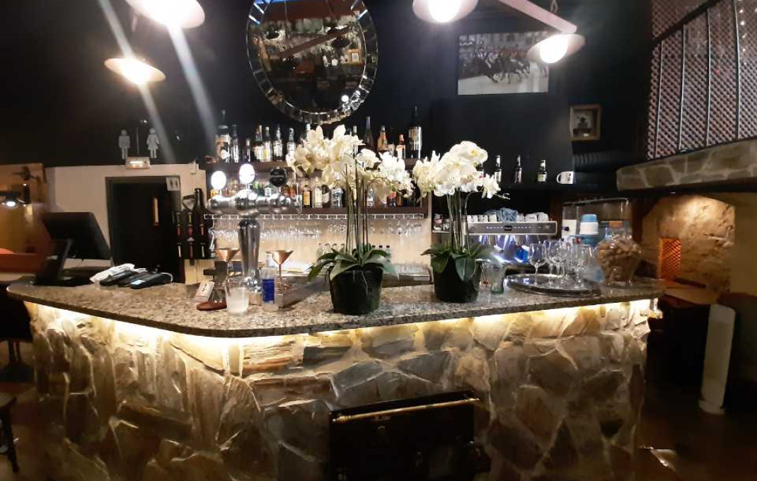 Traspaso - Restaurante -
Barcelona - Eixample Derecho