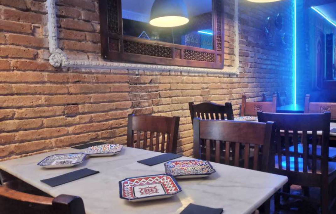 Transfert - Restaurant -
Barcelona - Eixample Izquierdo