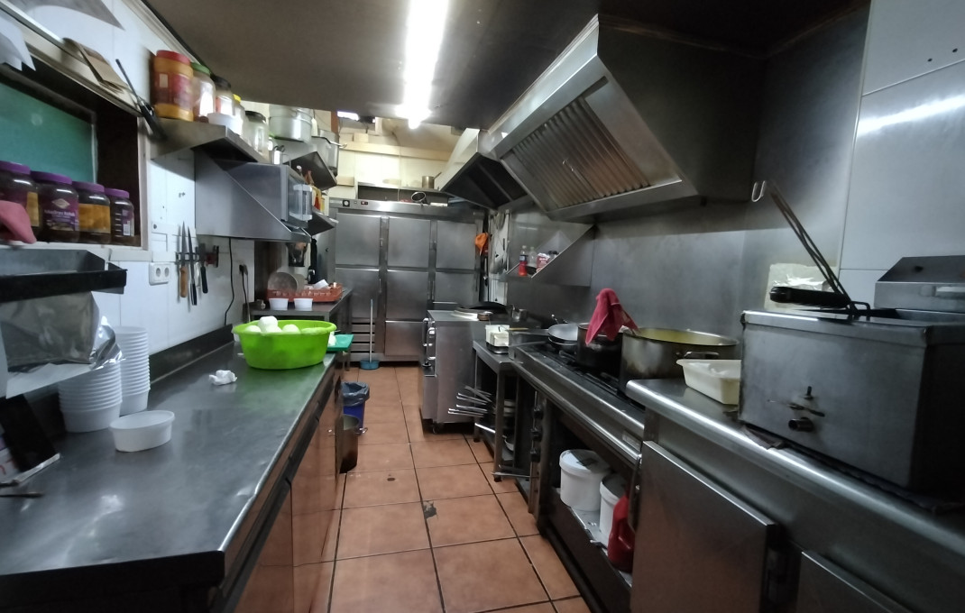 Transfert - Bar Restaurante -
Barcelona - Eixample Izquierdo