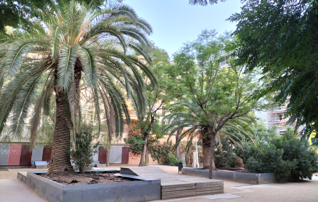 Transfert - Bar Restaurante -
Barcelona - Eixample Izquierdo