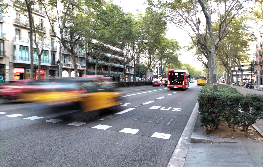 Transfert - Bar Restaurante -
Barcelona - Eixample Izquierdo