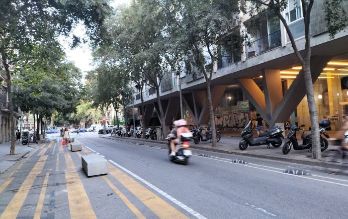 Transfert - Bar Restaurante -
Barcelona - Eixample Izquierdo