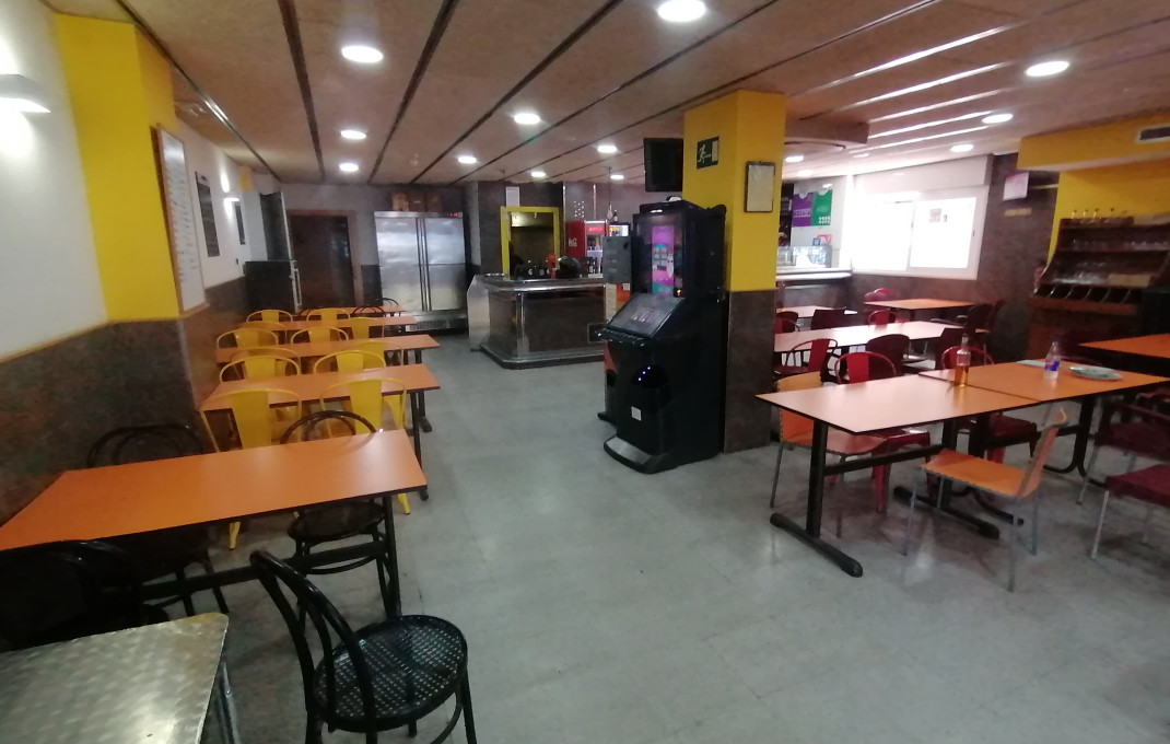 Transfert - Restaurant -
Barcelona - Zona Franca