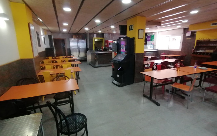 Transfert - Restaurant -
Barcelona - Zona Franca