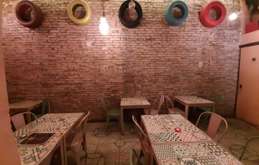 Traspaso - Bar Restaurante -
Barcelona - Poble Sec-montjuïc
