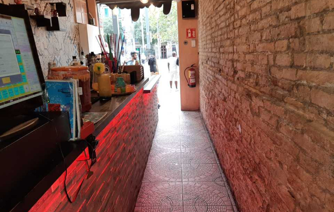 Traspaso - Bar Restaurante -
Barcelona - Poble Sec-montjuïc