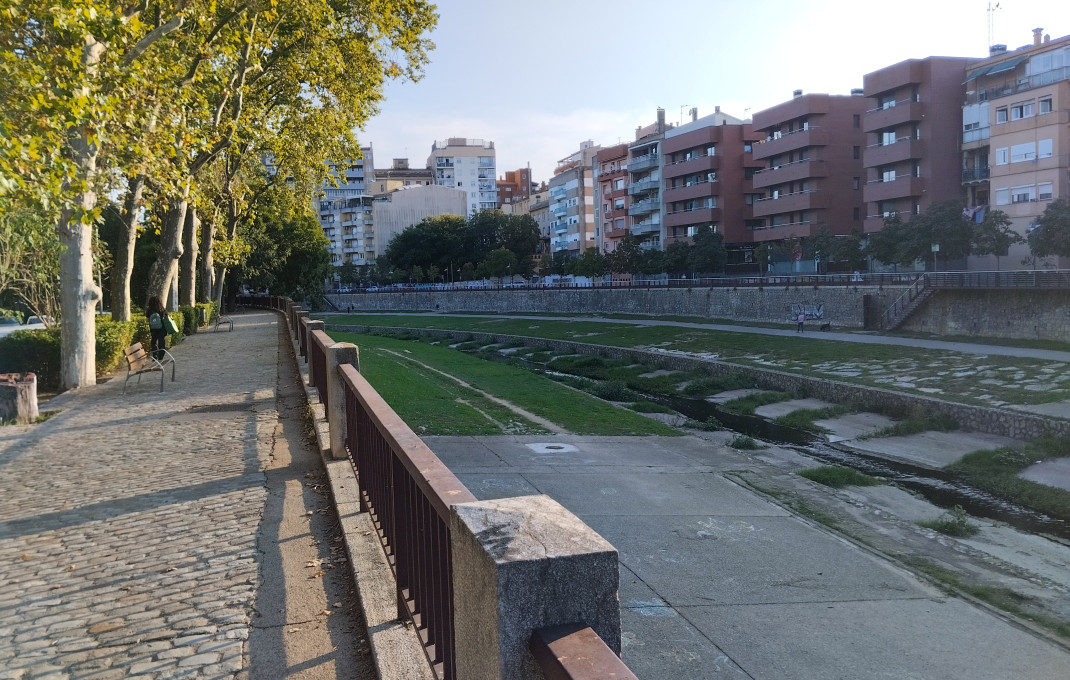 Transfer - Restaurant -
Girona