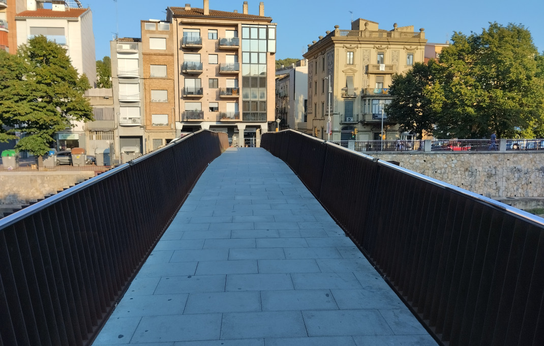 Transfer - Restaurant -
Girona