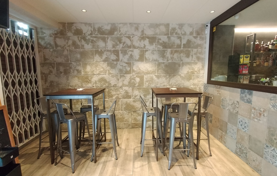 Traspaso - Bar Restaurante -
Esplugues de Llobregat - Can Clota