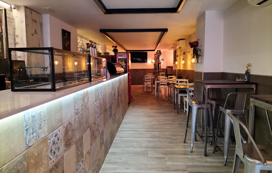 Traspaso - Bar Restaurante -
Esplugues de Llobregat - Can Clota