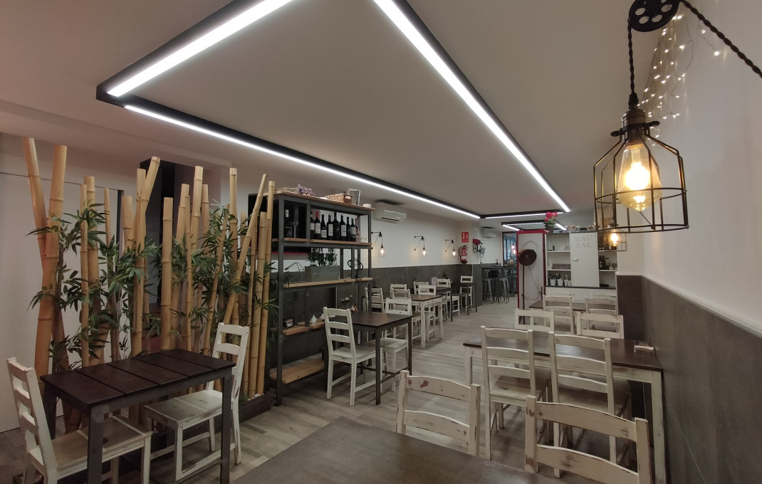 Traspaso - Bar Restaurante -
Esplugues de Llobregat - Can Clota