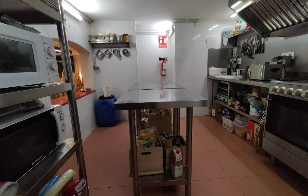 Traspaso - Bar Restaurante -
Esplugues de Llobregat - Can Clota