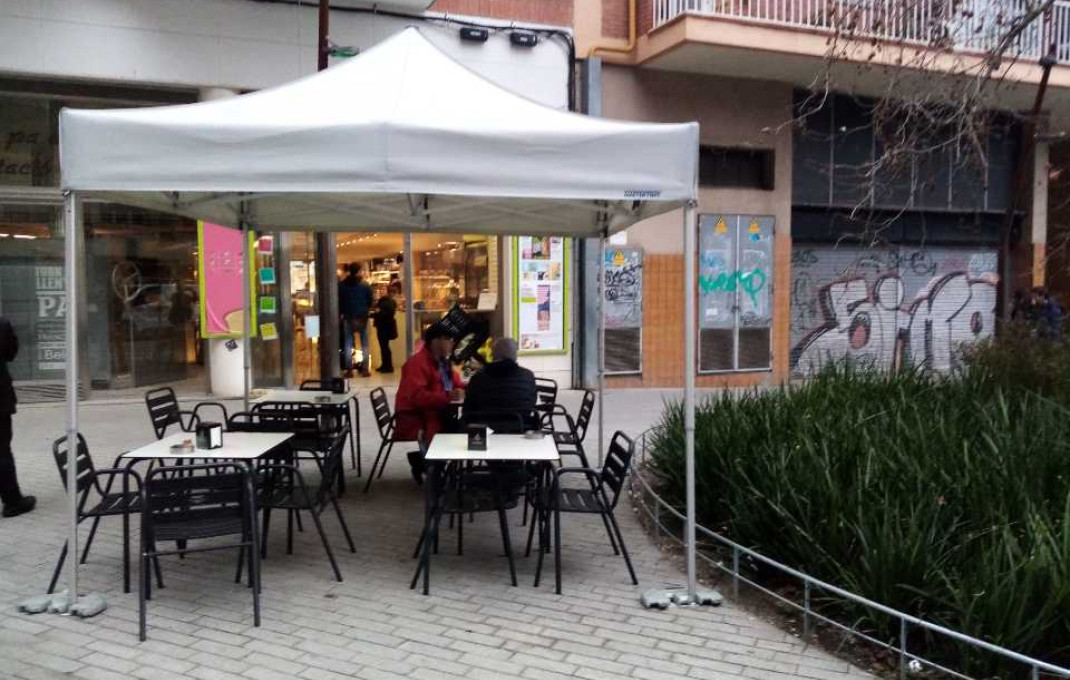 Traspaso - Obradores y/o Panaderias -
Barcelona - Les corts