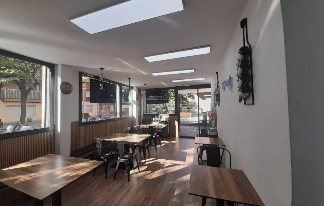 Traspaso - Bar Restaurante -
Sant Joan Despí - Bon Viatge