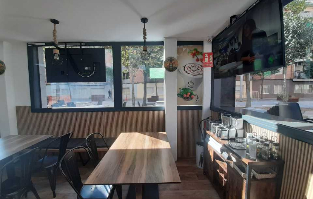 Traspaso - Bar Restaurante -
Sant Joan Despí - Bon Viatge