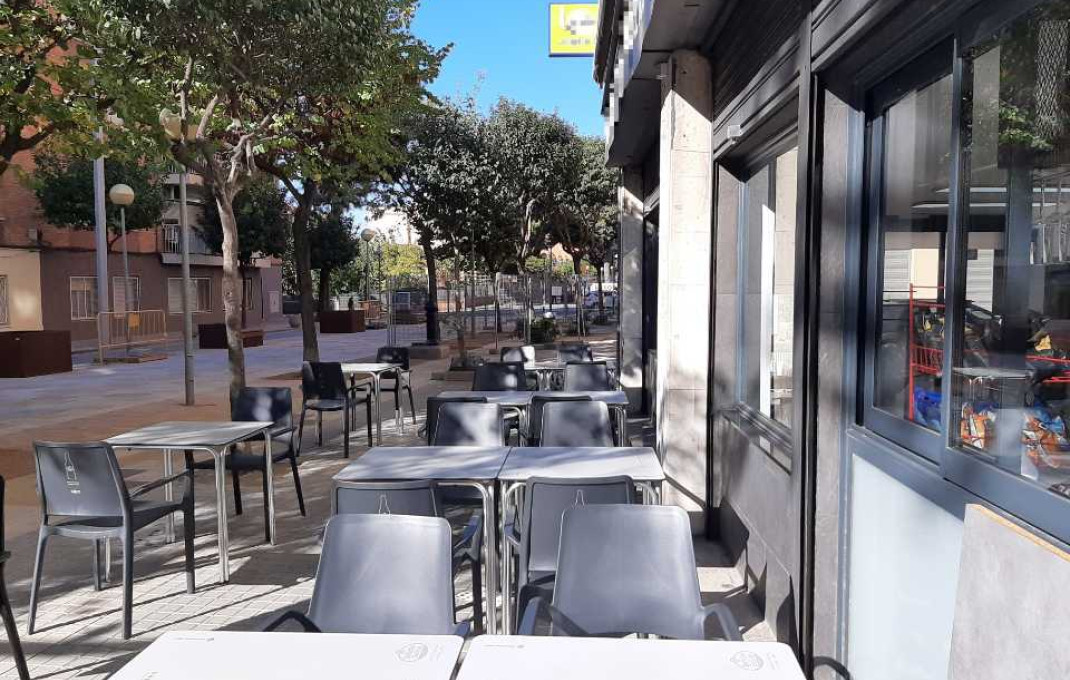 Traspaso - Bar Restaurante -
Sant Joan Despí - Bon Viatge