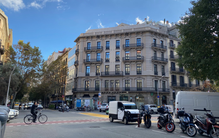 Traspaso - Restaurante -
Barcelona - Eixample