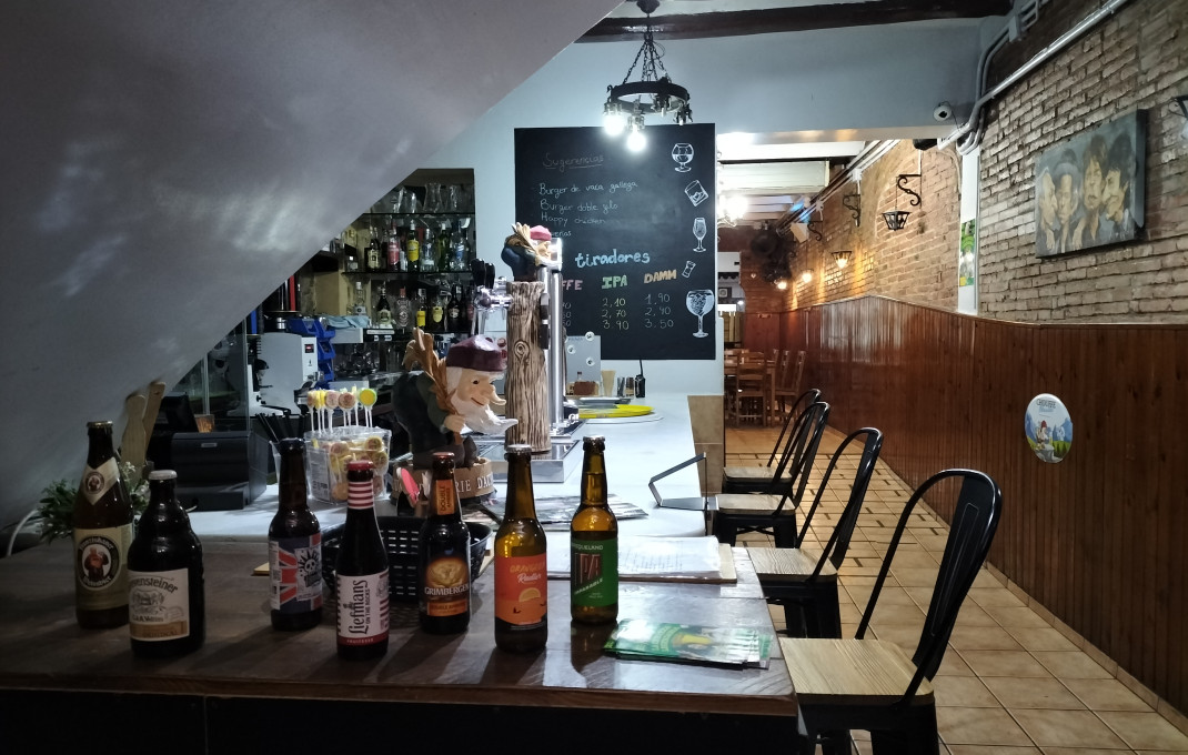 Traspaso - Restaurante -
Barcelona - Guinardo