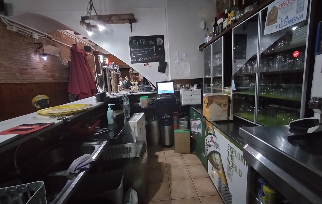 Traspaso - Restaurante -
Barcelona - Guinardo